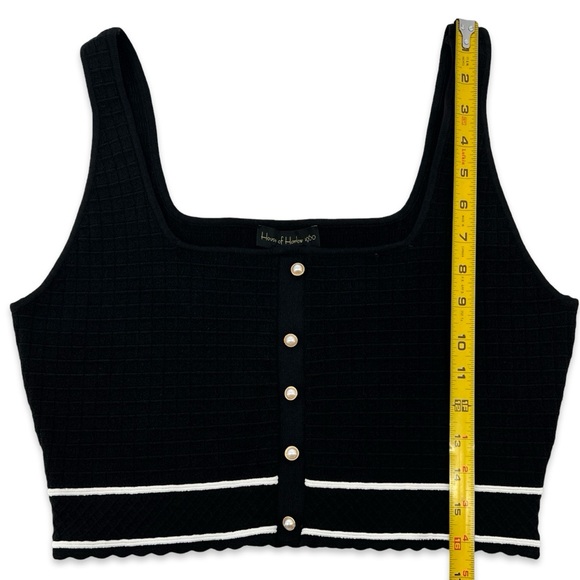 HOUSE OF HARLOW 1960 - Cropped Black Square Neck Top - Picture 7 of 8